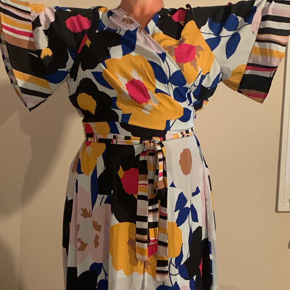 ELOQII mid calf wrap around large floral print